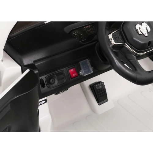 Straż Pożarna Pojazd RAM 3500 na Akumulator Biały JJ2599